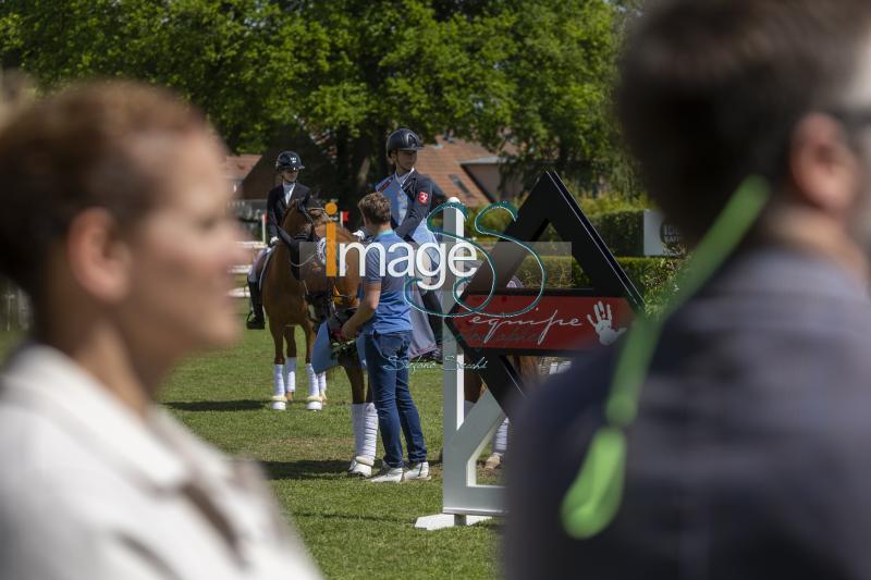 dressage PrizeGiving_Hamburg_20240512_SS350586.jpg